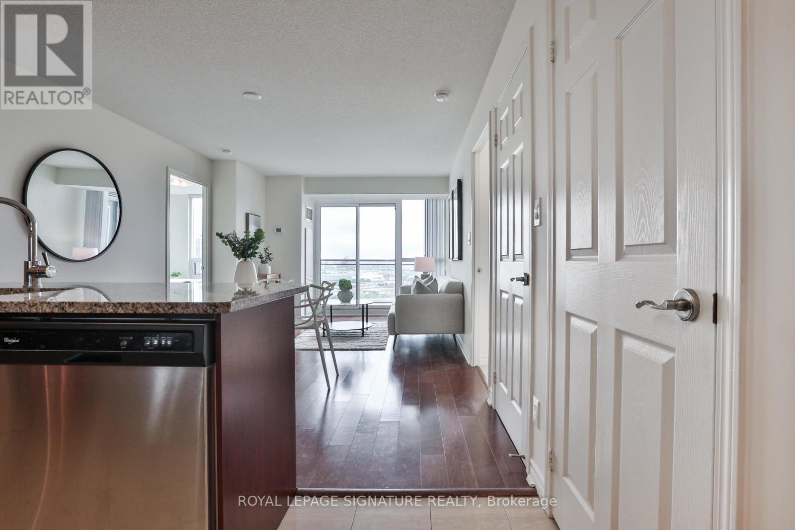 2207 - 88 Grangeway Avenue, Toronto, Ontario  M1H 0A2 - Photo 2 - E13090338