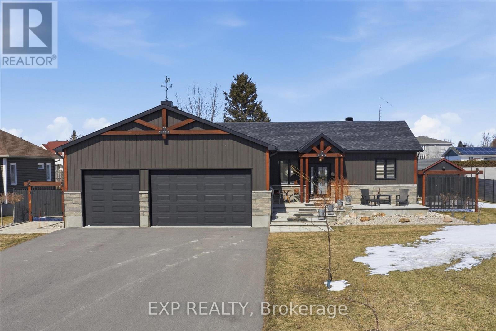 $989,900117 Danika Street, Clarence-Rockland, Ontario