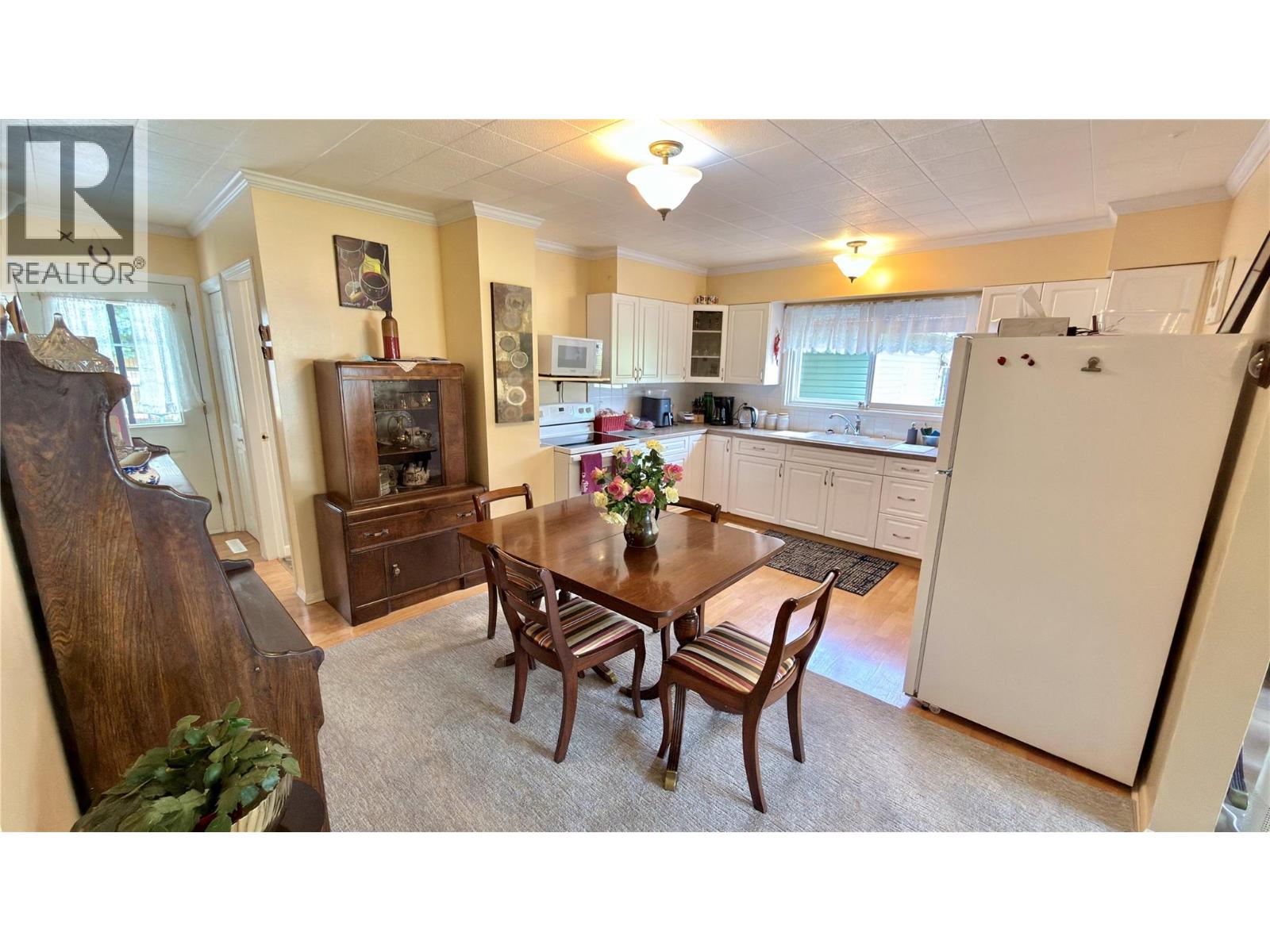 492 Fourth Avenue, Midway, British Columbia  V0H 1M0 - Photo 14 - 10385869