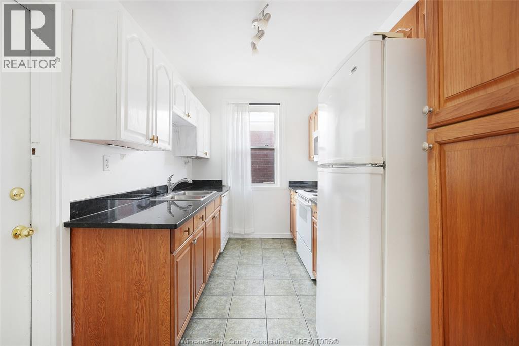 1529 Riverside Drive East, Windsor, Ontario  N9A 2V1 - Photo 11 - 26010271
