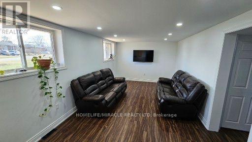 271 Kent Avenue, Burlington, Ontario  L7L 4T2 - Photo 5 - W13086824