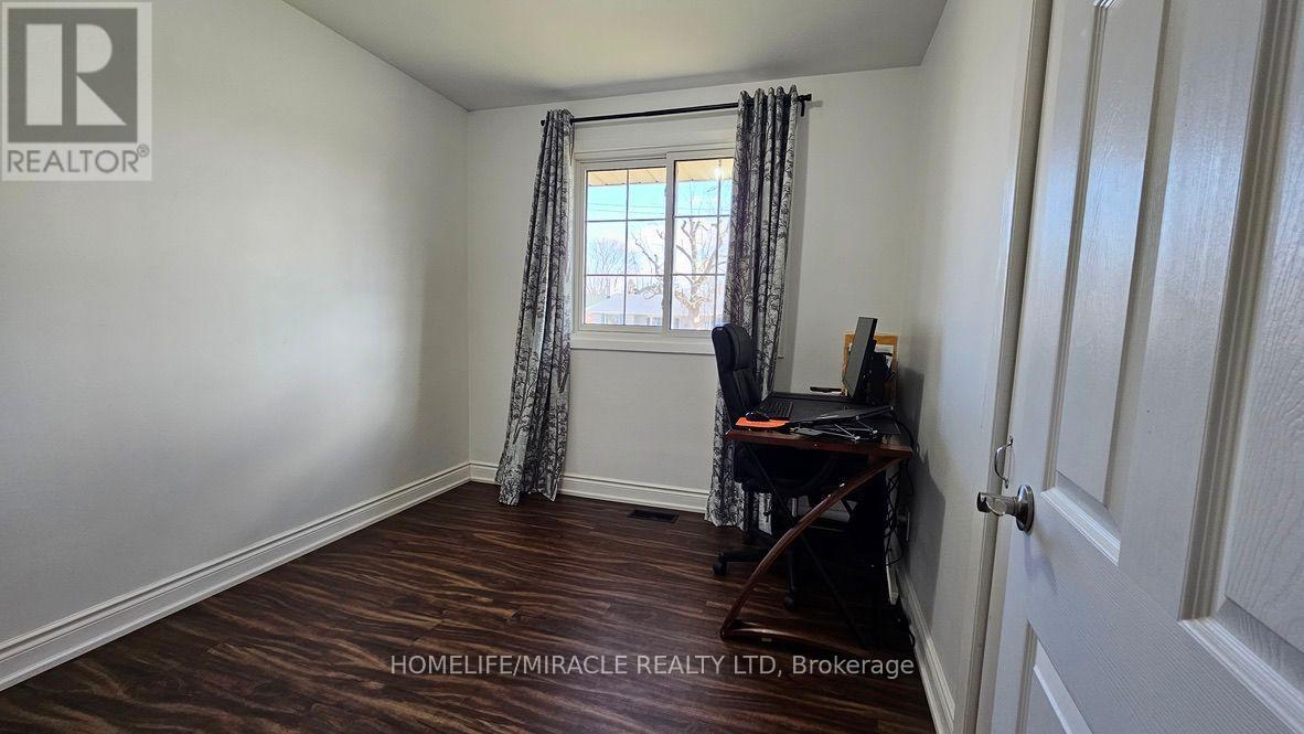271 Kent Avenue, Burlington, Ontario  L7L 4T2 - Photo 8 - W13086824