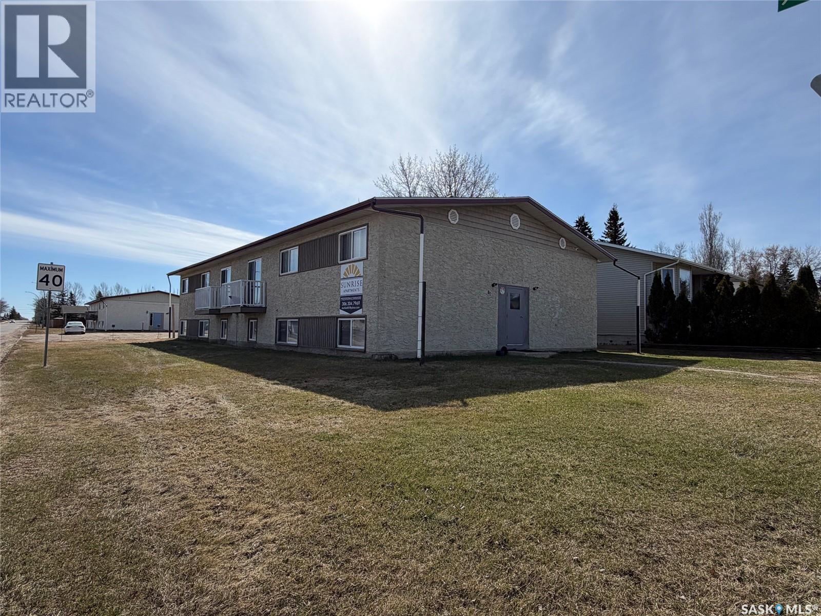 81 Dunfield Crescent, Meadow Lake, Saskatchewan  S9X 1E3 - Photo 1 - SK033268