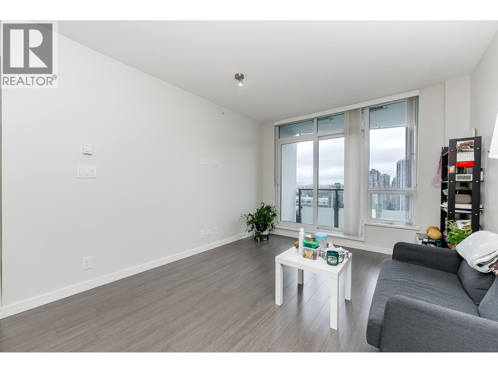 2207 3093 Windsor Gate, Coquitlam, British Columbia  V3B 0N2 - Photo 8 - R3120157