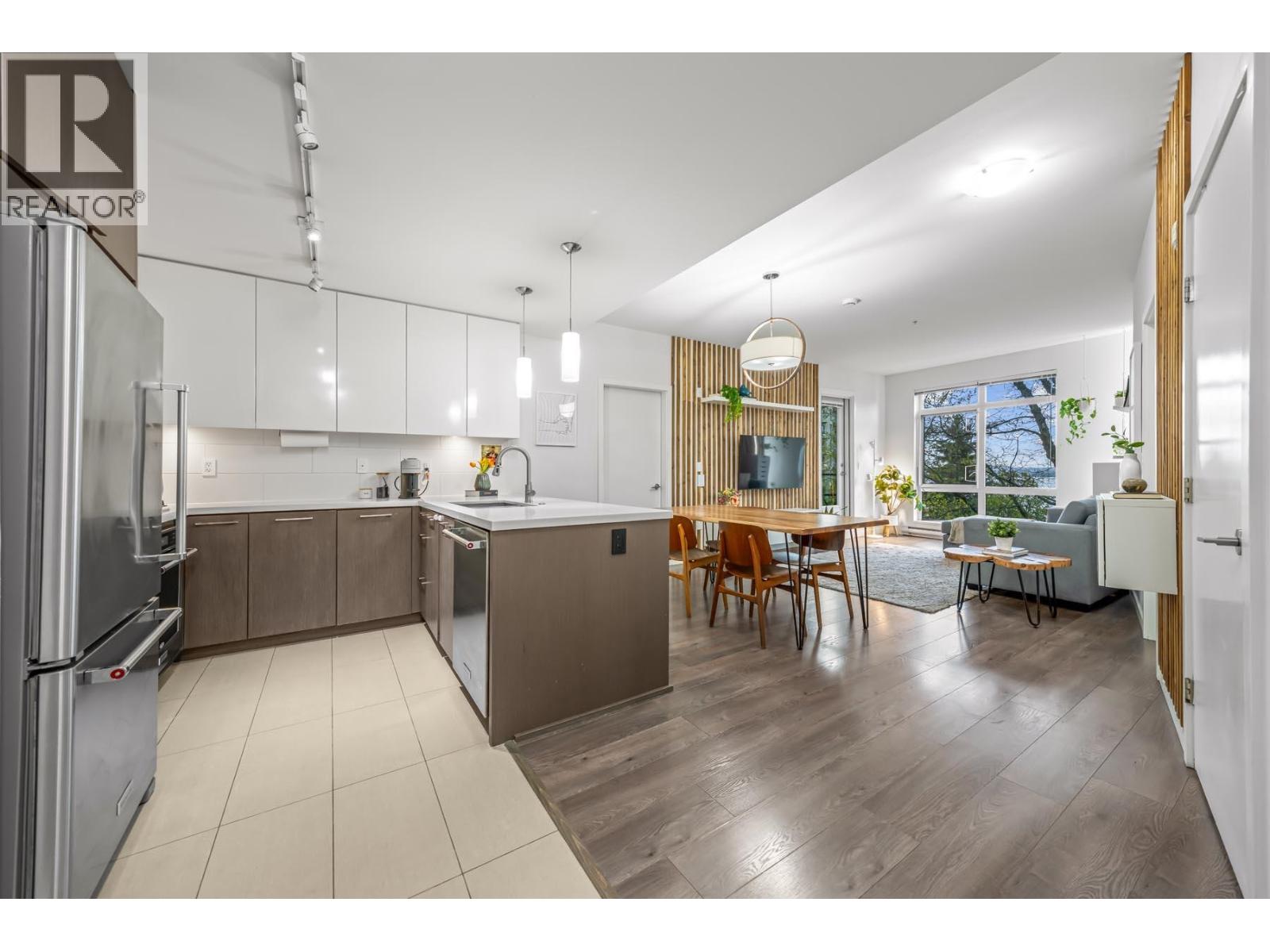 328 22 E Royal Avenue, New Westminster, British Columbia  V3L 0H1 - Photo 5 - R3120162