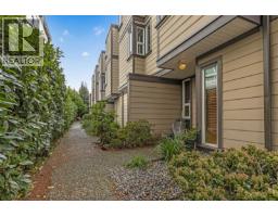 5 1535 ST. GEORGES AVENUE, North Vancouver, British Columbia