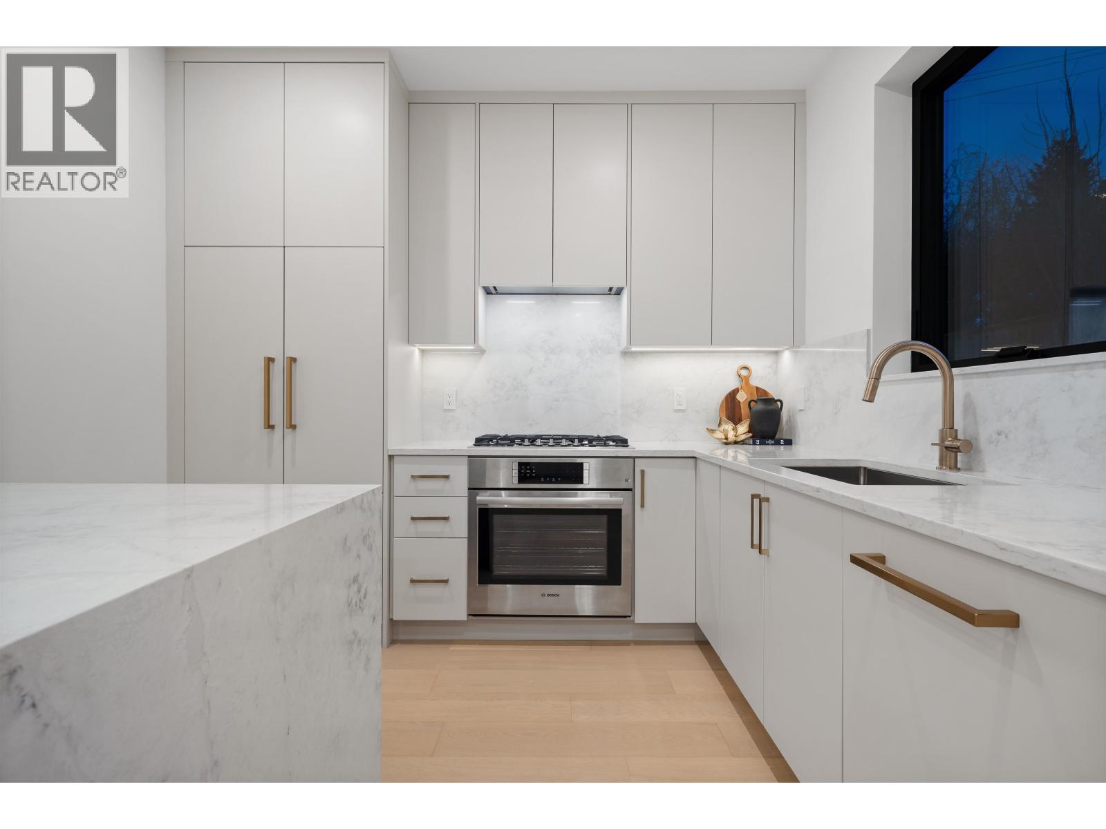 3670 Fleming Street, Vancouver, British Columbia  V5N 3V8 - Photo 14 - R3120167