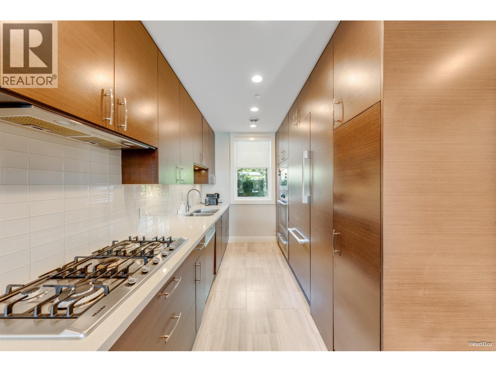 453 13th Street, West Vancouver, British Columbia  V7T 2N7 - Photo 11 - R3120179
