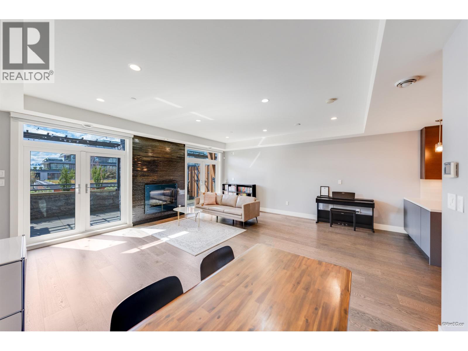 453 13th Street, West Vancouver, British Columbia  V7T 2N7 - Photo 6 - R3120179