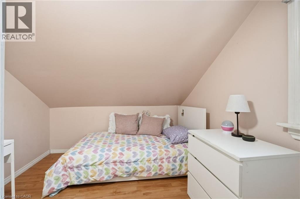 279 Park Street W, Dundas, Ontario  L9H 1Y6 - Photo 19 - 40827465