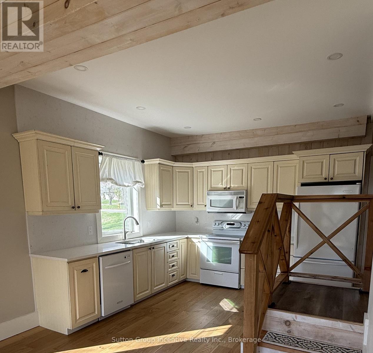 3161 Muskoka Rd 169, Muskoka Lakes (Medora), Ontario  P0C 1A0 - Photo 8 - X13091092