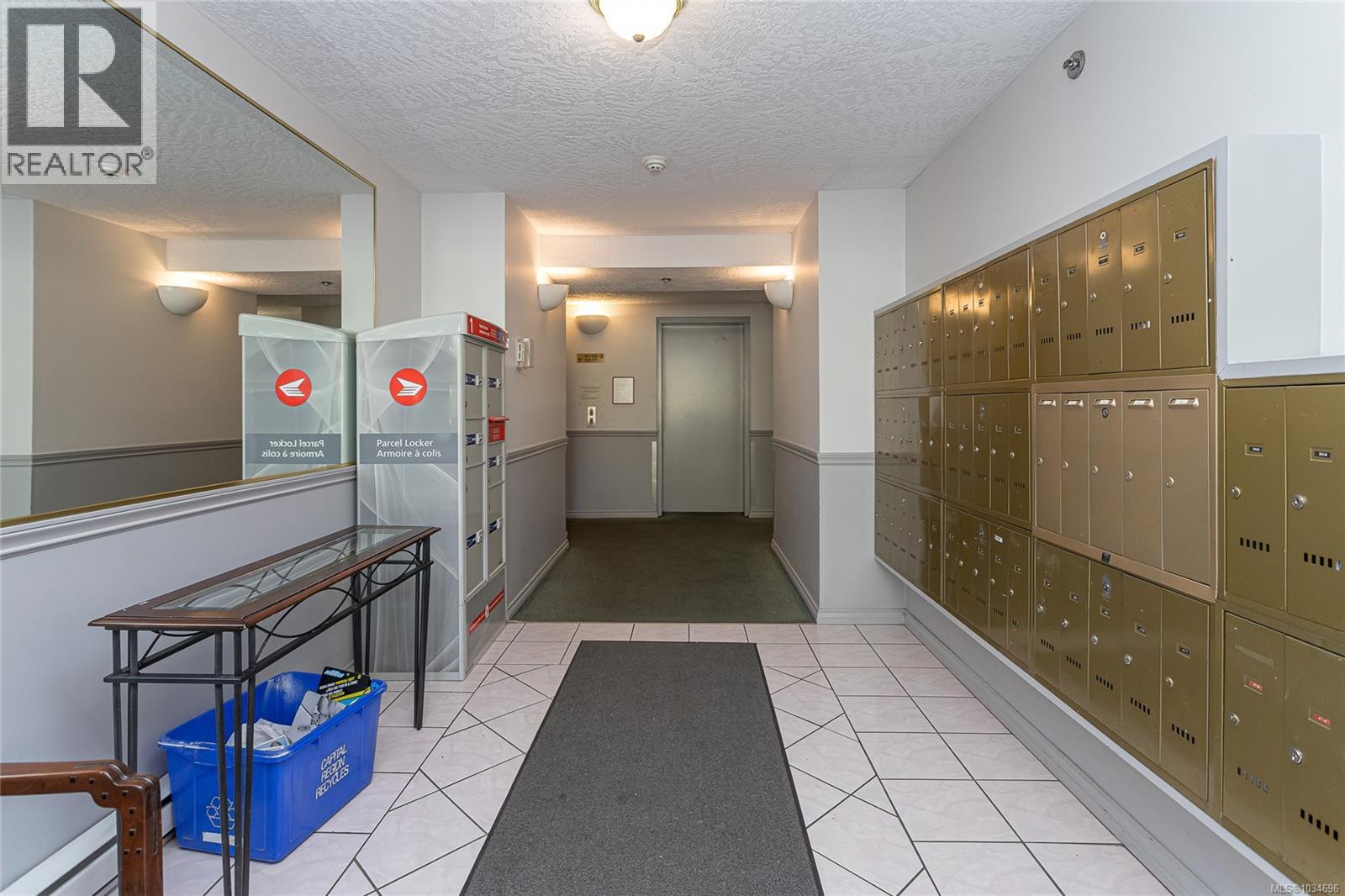 209 545 Manchester Rd, Victoria, British Columbia  V8T 5H6 - Photo 5 - 1034696