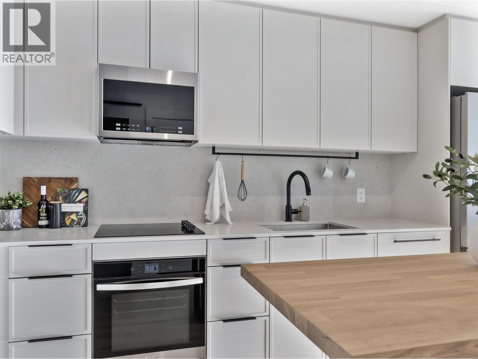 505 3055 Murray Street, Port Moody, British Columbia  V3H 0P4 - Photo 8 - R3120224