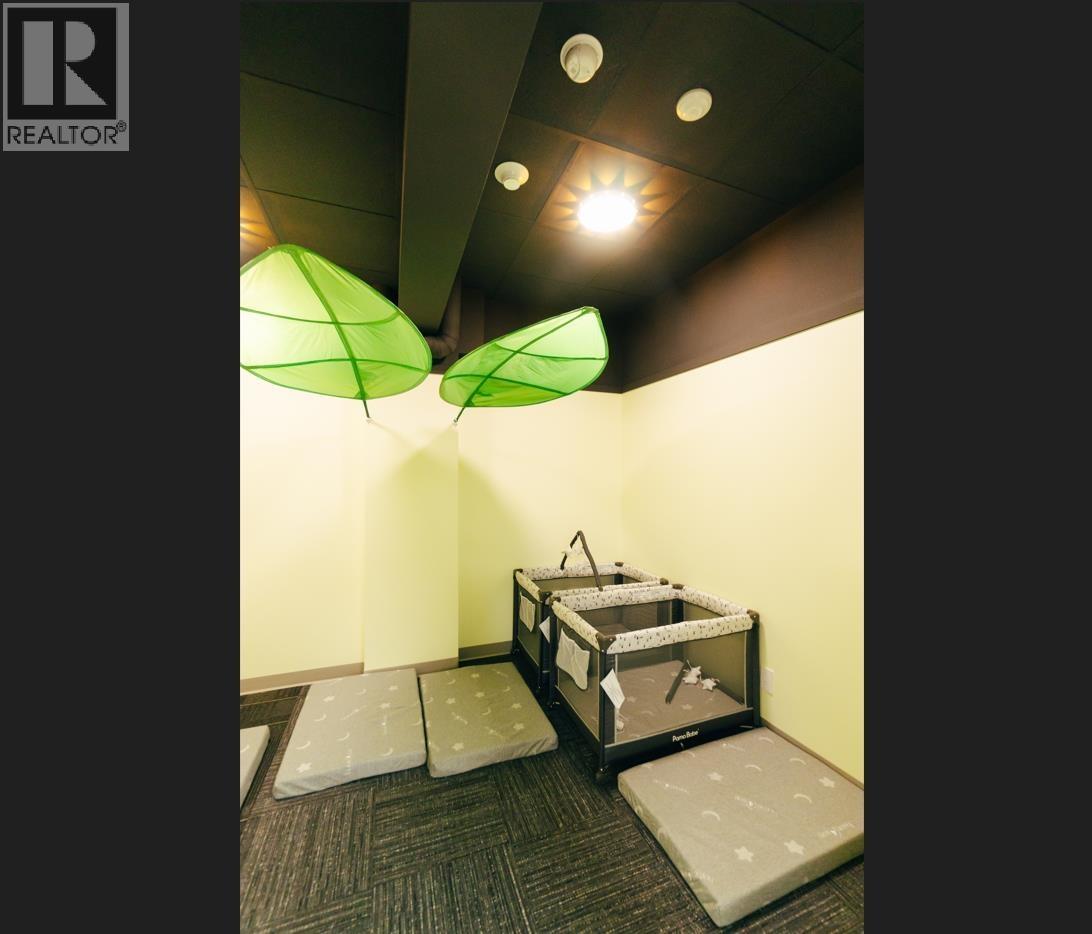 8691 Armstrong Avenue, Burnaby, British Columbia  V3N 2H4 - Photo 38 - C8078537