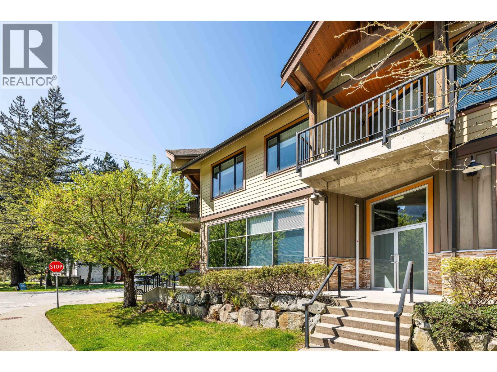 102&103 1909 Maple Drive, Squamish, British Columbia  V8B 0T1 - Photo 4 - C8078539