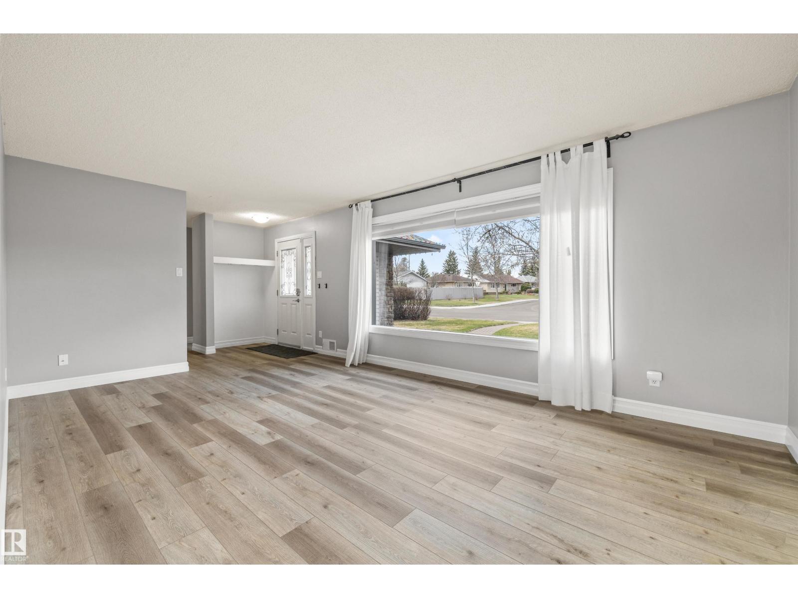 7927 71 Av Nw, Edmonton, Alberta  T6C 0B1 - Photo 13 - E4485992