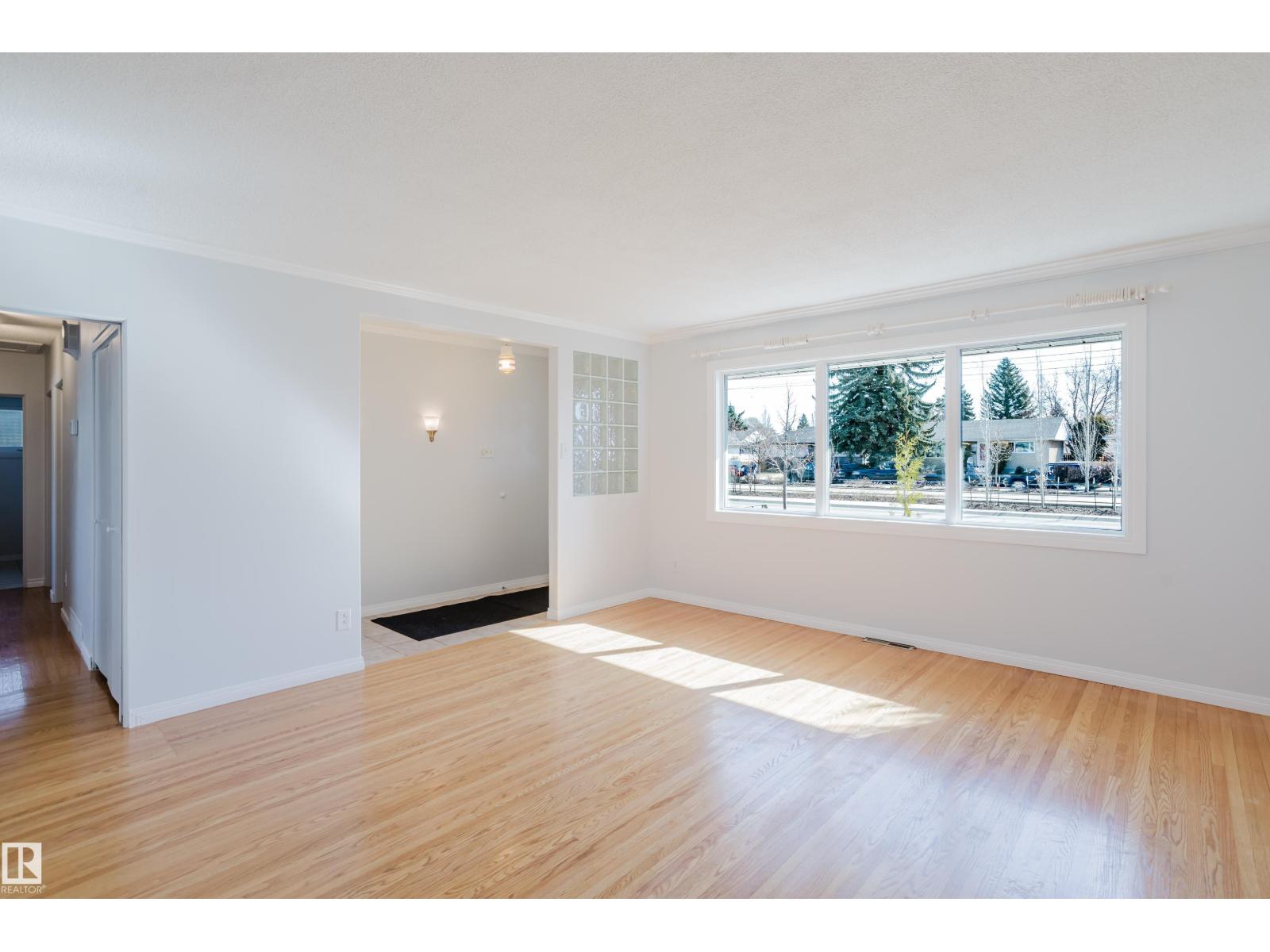 7108 83 St Nw, Edmonton, Alberta  T6C 2Y3 - Photo 4 - E4485997