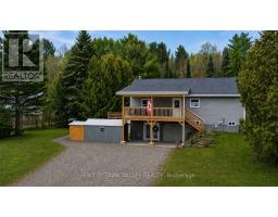 39090 COMBERMERE ROAD, Madawaska Valley, Ontario