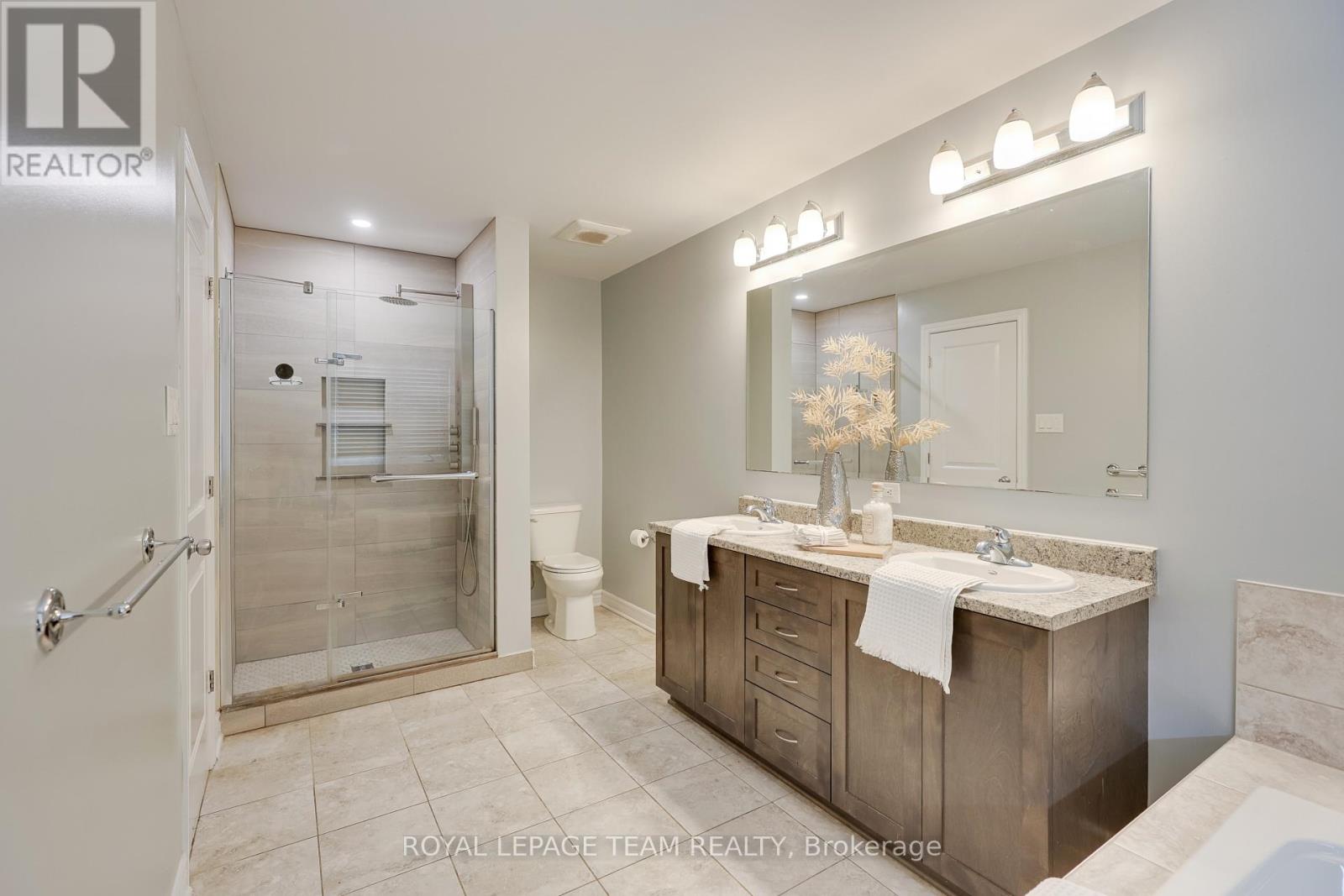 209 Mission Trail Crescent, Ottawa, Ontario  K2T 0H7 - Photo 32 - X12920216