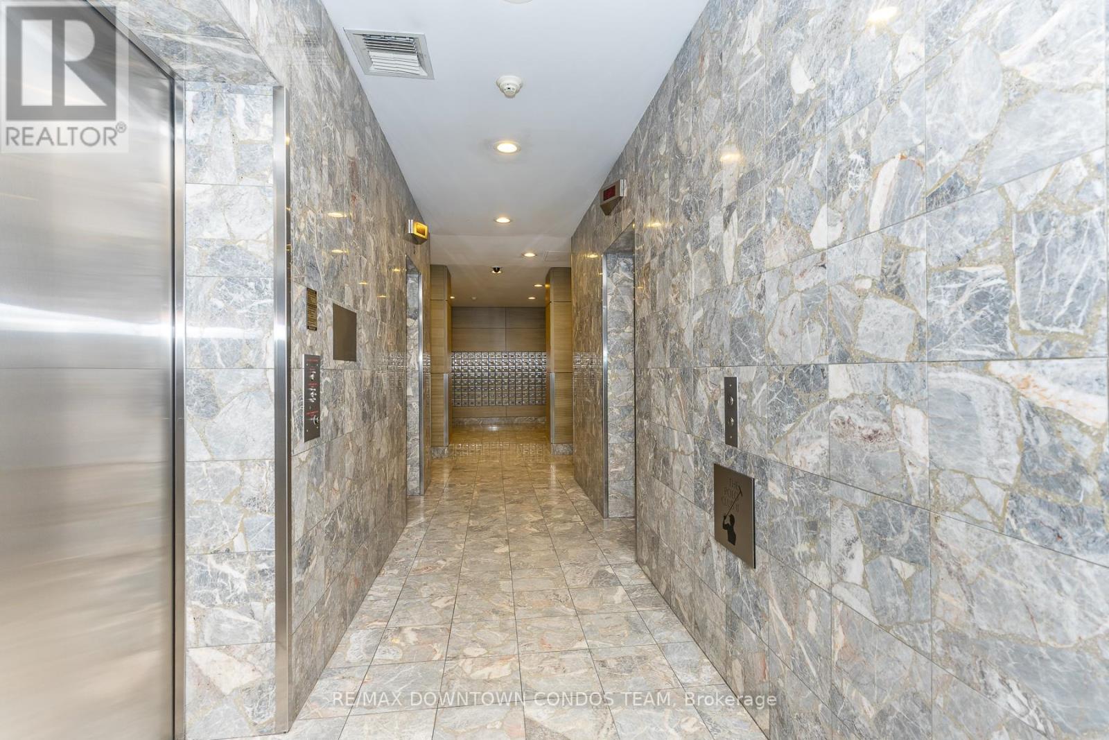 2116 - 44 St Joseph Street, Toronto, Ontario  M4Y 2W4 - Photo 11 - C13071316