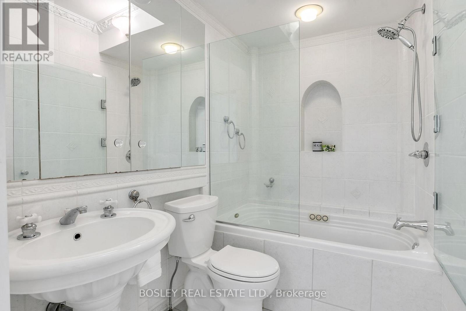 108 Moberly Avenue, Toronto, Ontario  M4C 4B1 - Photo 42 - E12879276