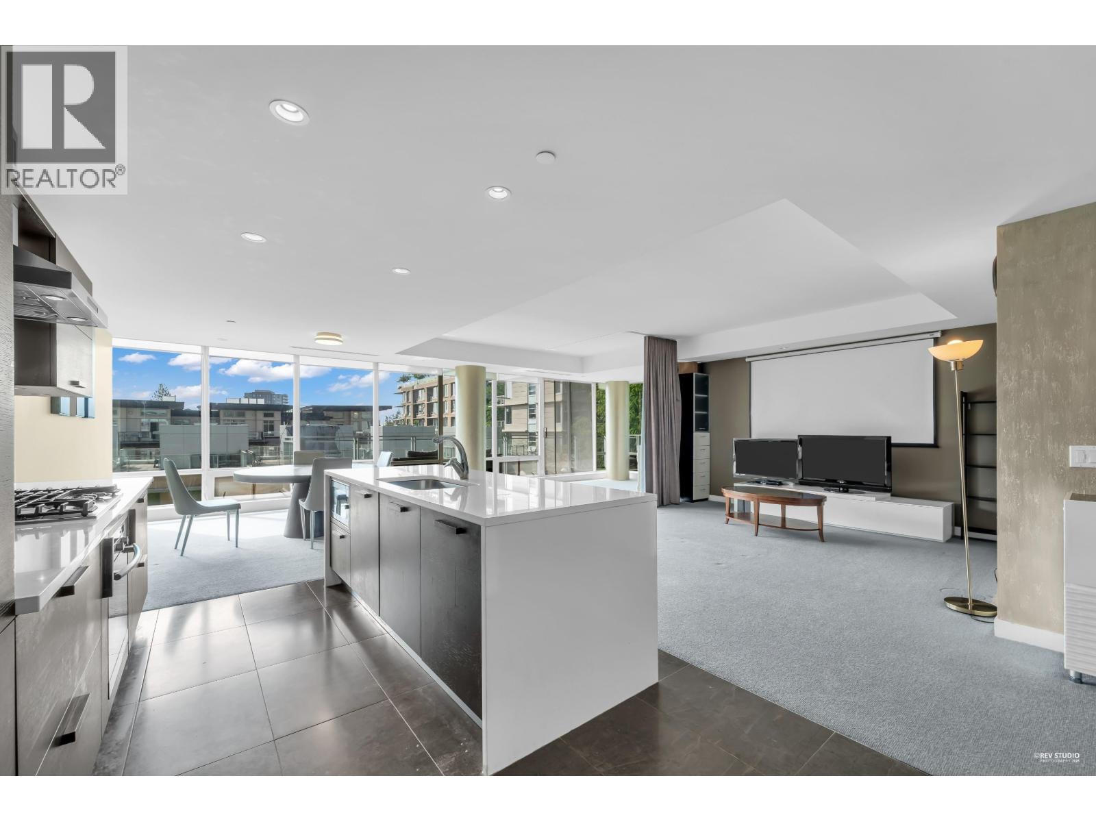 302 5838 Berton Avenue, Vancouver, British Columbia  V6S 0A5 - Photo 4 - R3112125