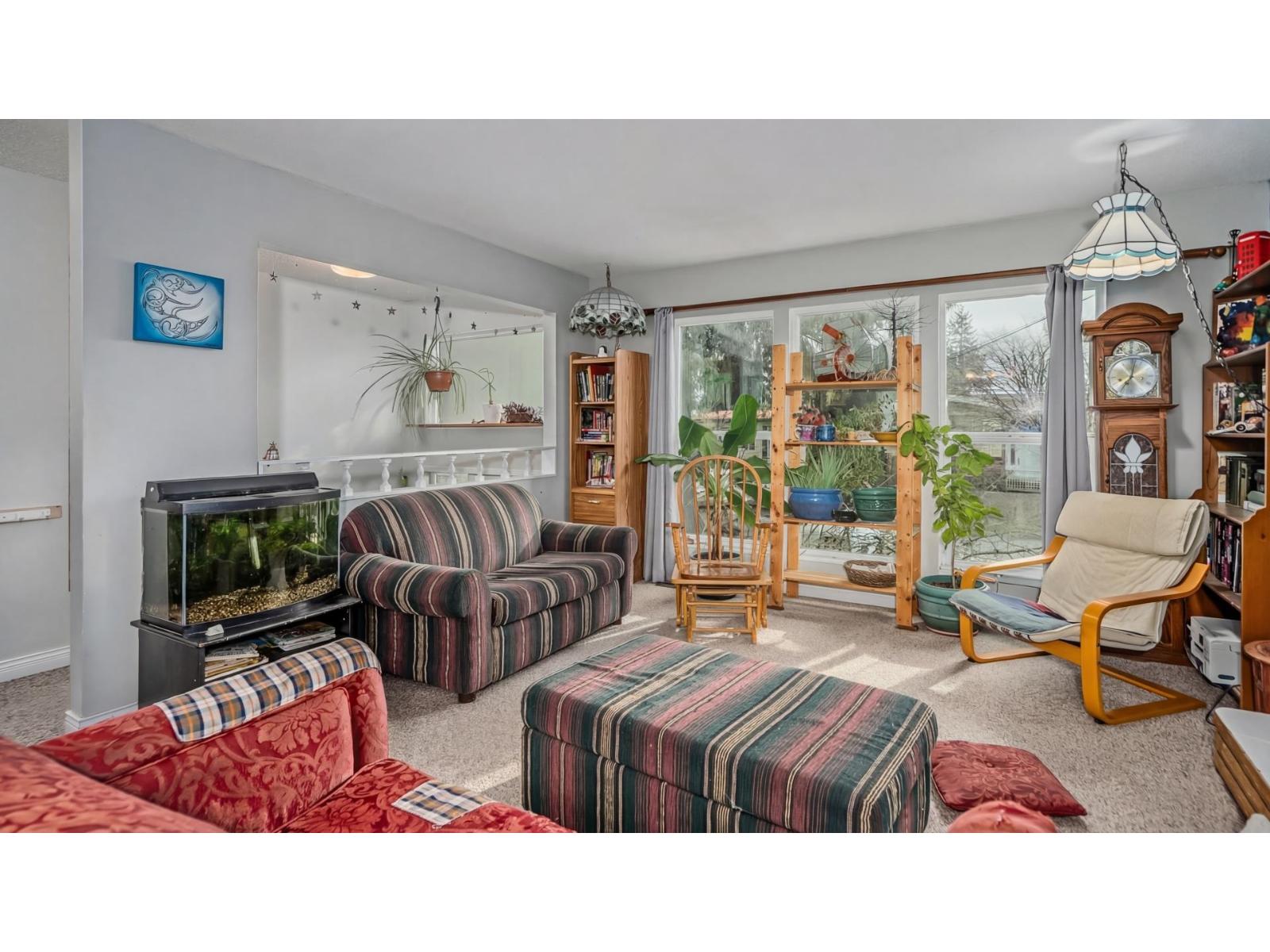 32075 Debreen Crescent, Abbotsford, British Columbia  V2T 1H1 - Photo 5 - R3120234