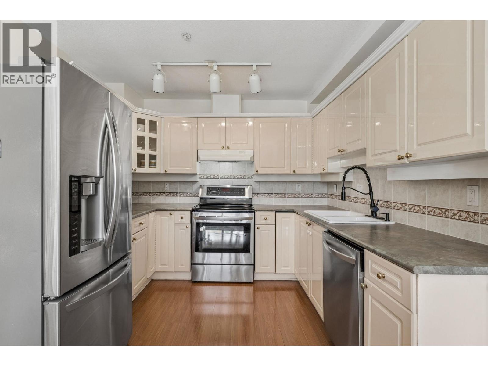 3 222 E 5th Street, North Vancouver, British Columbia  V7L 1L7 - Photo 18 - R3120142