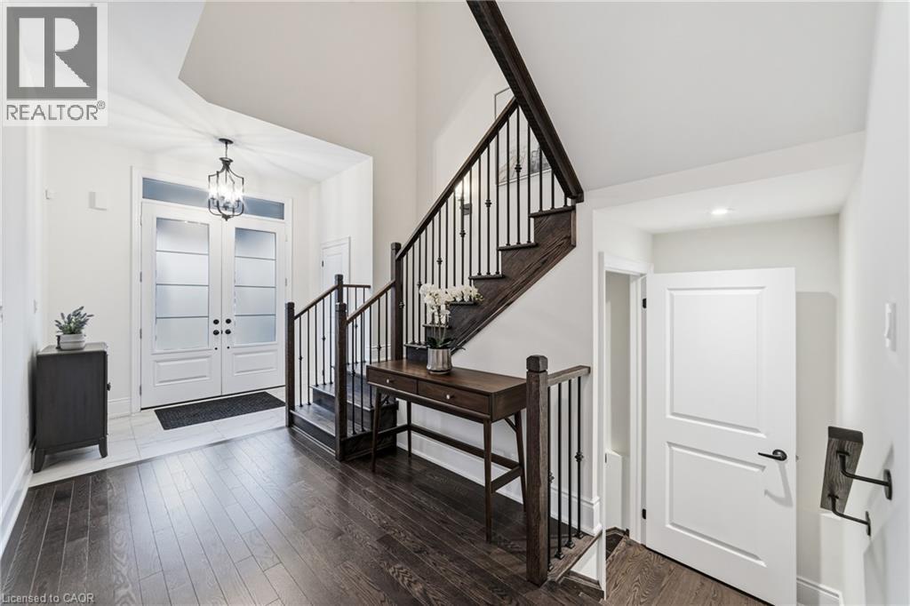 477 Parent Place, Milton, Ontario  L9E 1L4 - Photo 3 - 40810651