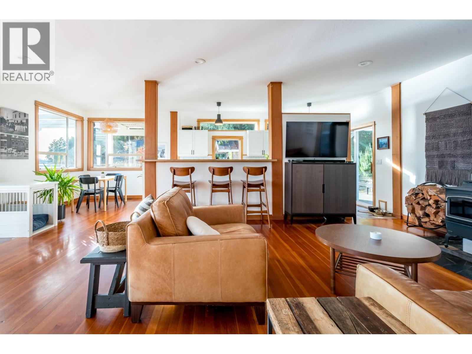 811 Marine Drive, Gibsons, British Columbia  V0N 1V1 - Photo 7 - R3119812