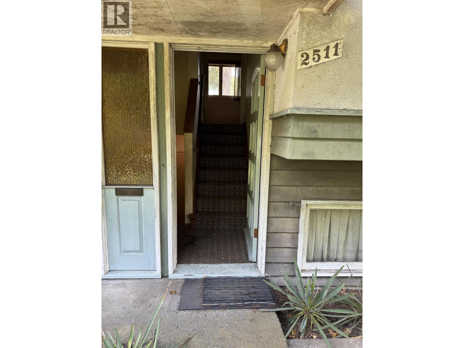 2511 Upland Drive, Vancouver, British Columbia  V5S 2B6 - Photo 2 - R3119634