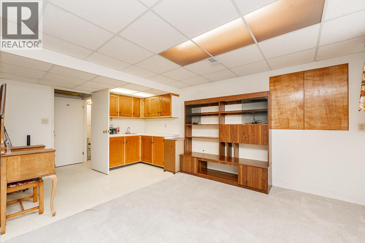 7055 Kitchener Street, Burnaby, British Columbia  V5A 1K8 - Photo 22 - R3120063