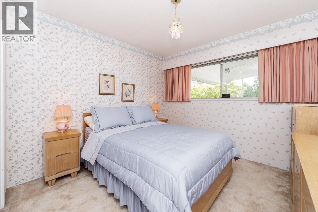 7055 Kitchener Street, Burnaby, British Columbia  V5A 1K8 - Photo 16 - R3120063