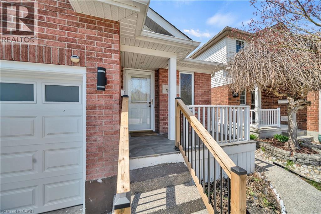 347 Keewatin Avenue, Kitchener, Ontario  N2B 3W2 - Photo 3 - 40826385