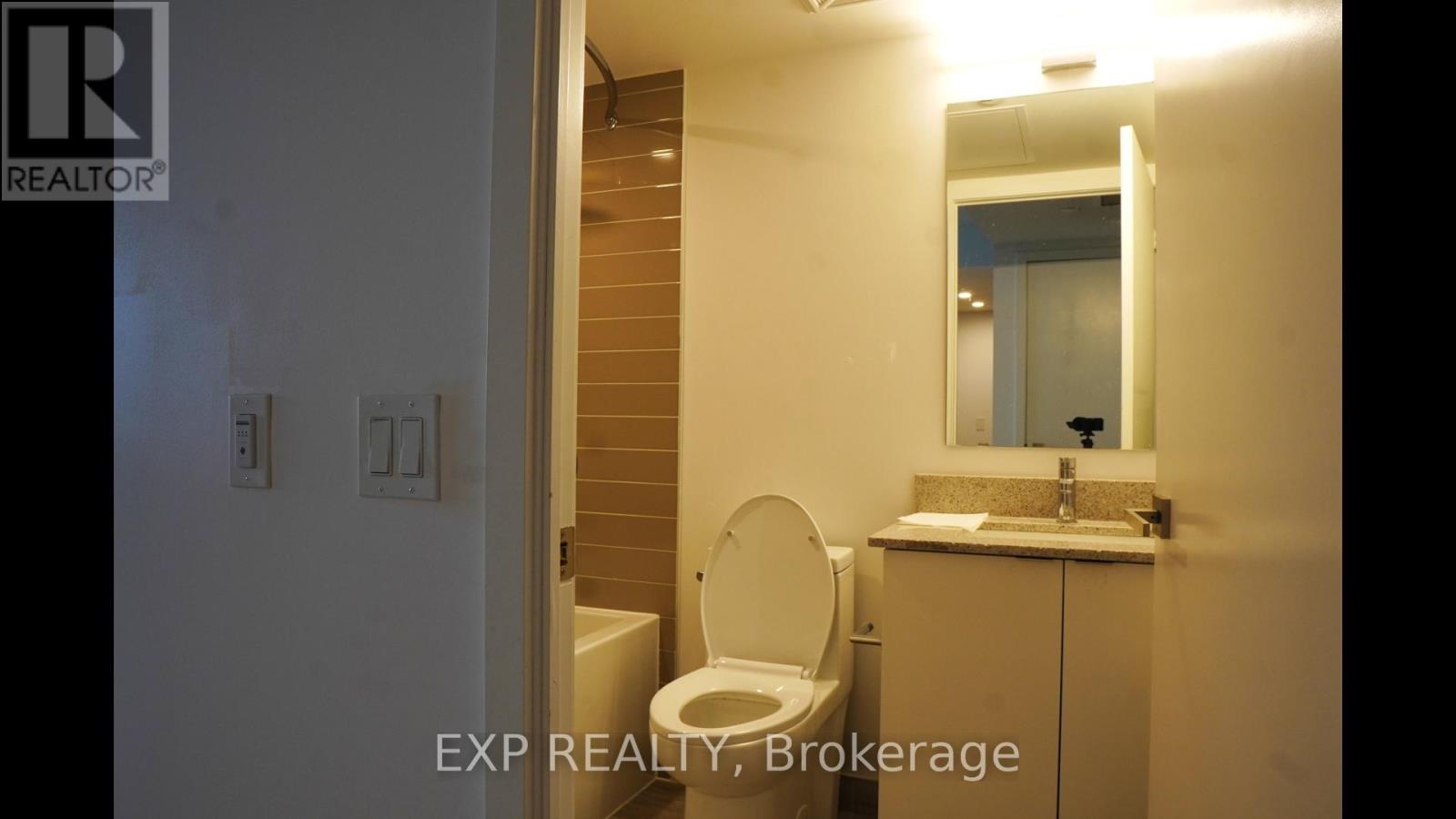217 - 30 Tretti Way, Toronto, Ontario  M3H 0E3 - Photo 17 - C13091094