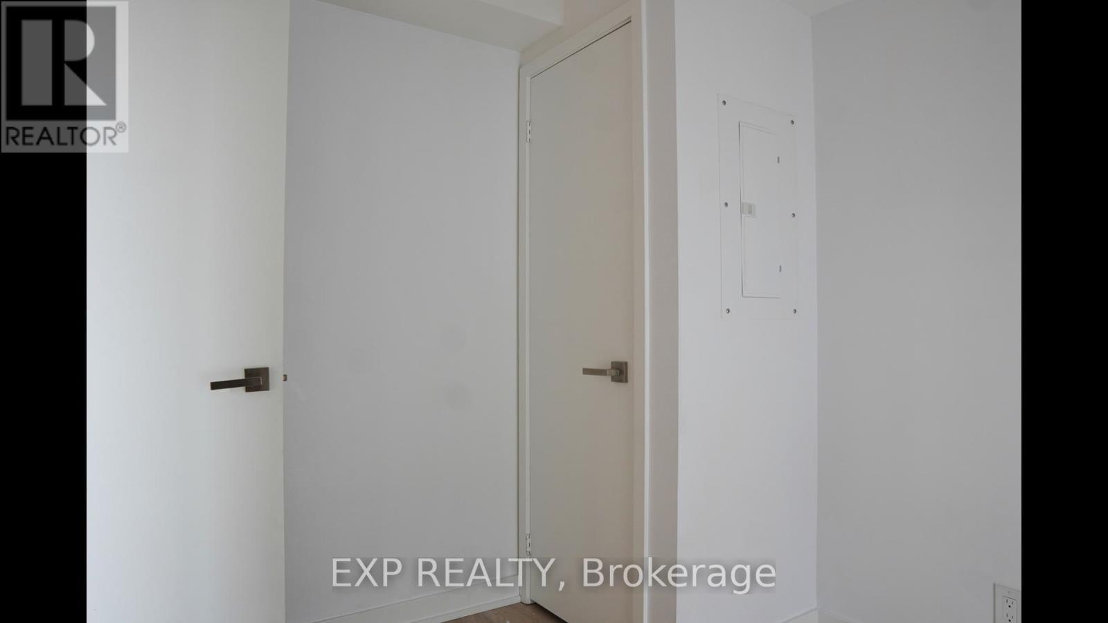 217 - 30 Tretti Way, Toronto, Ontario  M3H 0E3 - Photo 22 - C13091094
