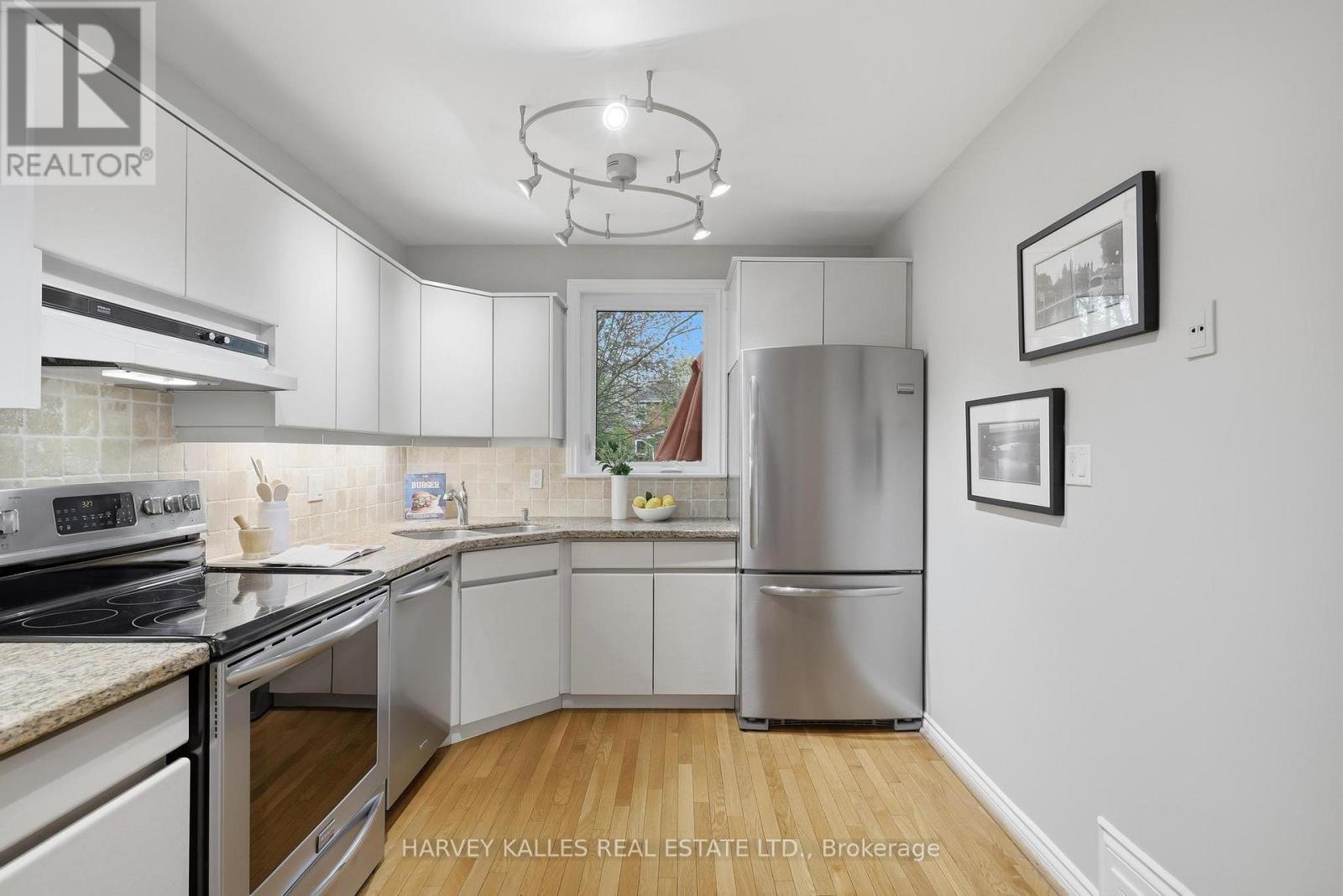 41 Romney Road, Toronto, Ontario  M3H 1H4 - Photo 13 - C13091136