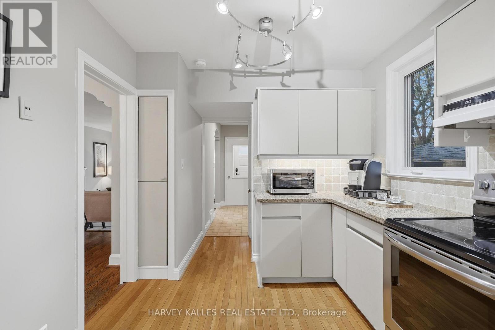 41 Romney Road, Toronto, Ontario  M3H 1H4 - Photo 18 - C13091136