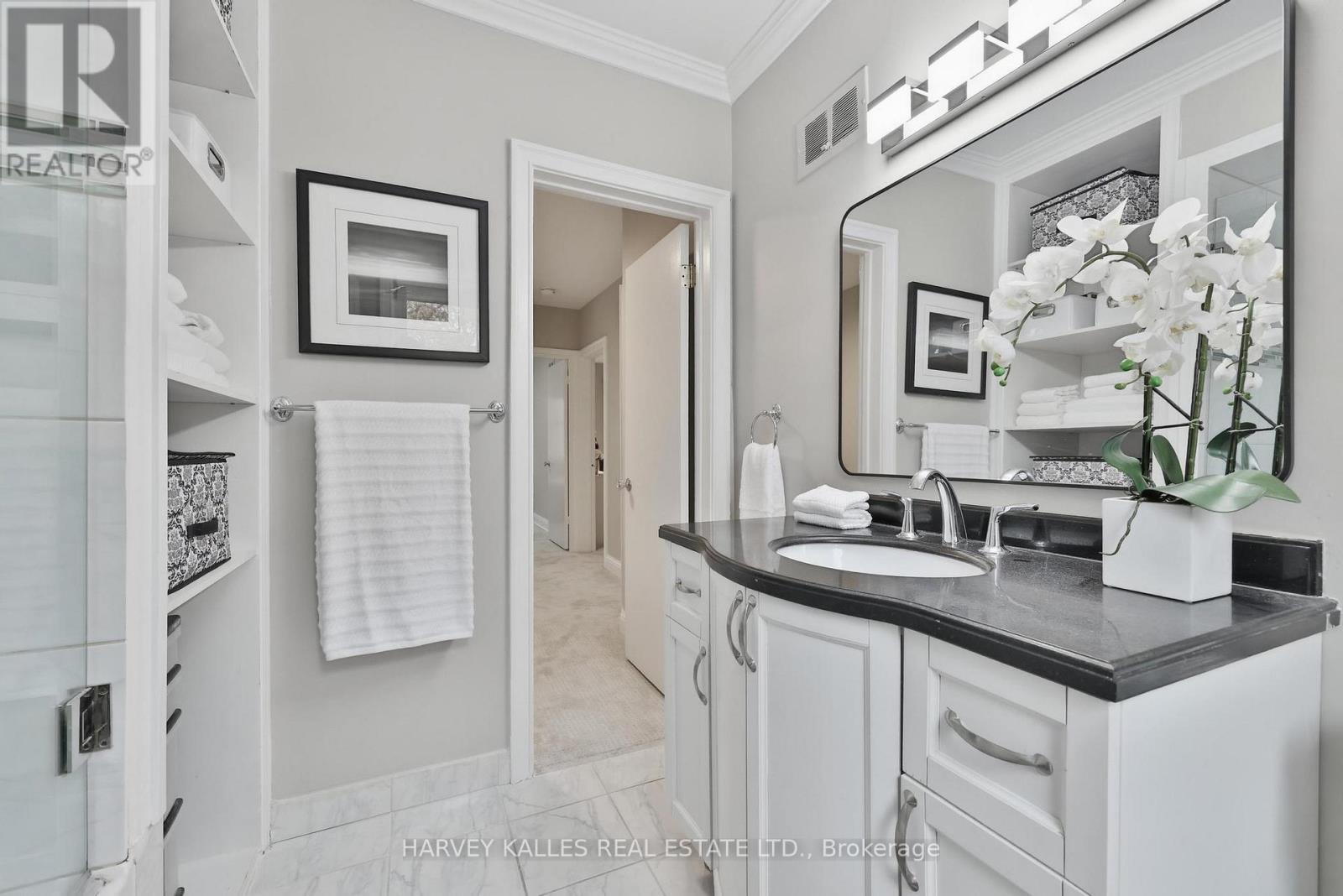 41 Romney Road, Toronto, Ontario  M3H 1H4 - Photo 24 - C13091136