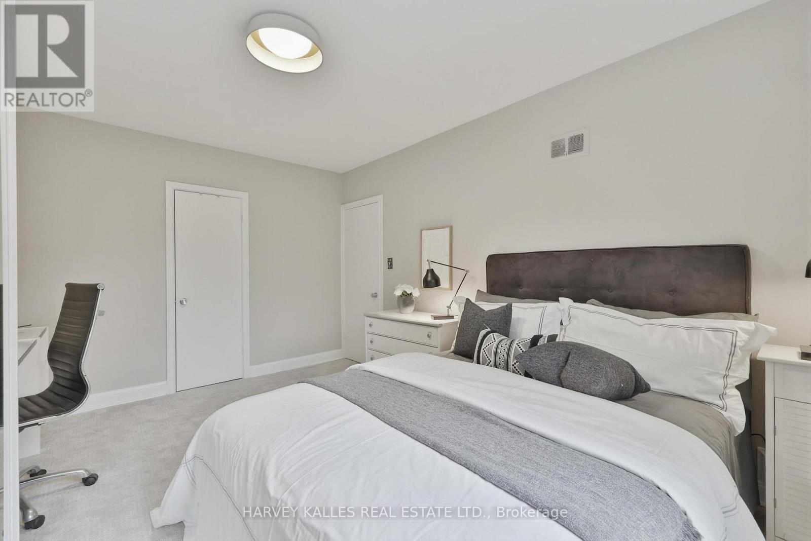 41 Romney Road, Toronto, Ontario  M3H 1H4 - Photo 27 - C13091136