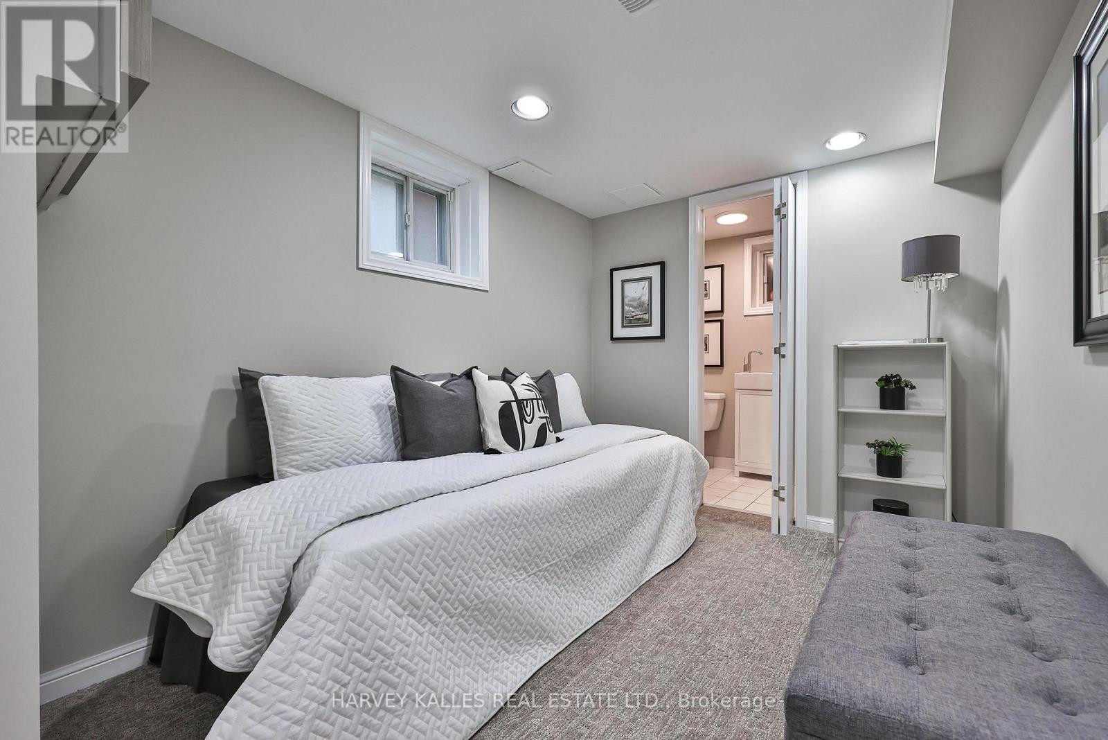 41 Romney Road, Toronto, Ontario  M3H 1H4 - Photo 36 - C13091136