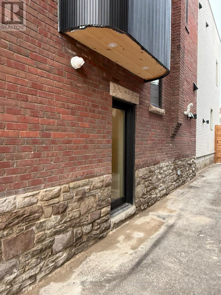 Lower - 328 Palmerston Boulevard, Toronto, Ontario  M6G 2N6 - Photo 13 - C13091156