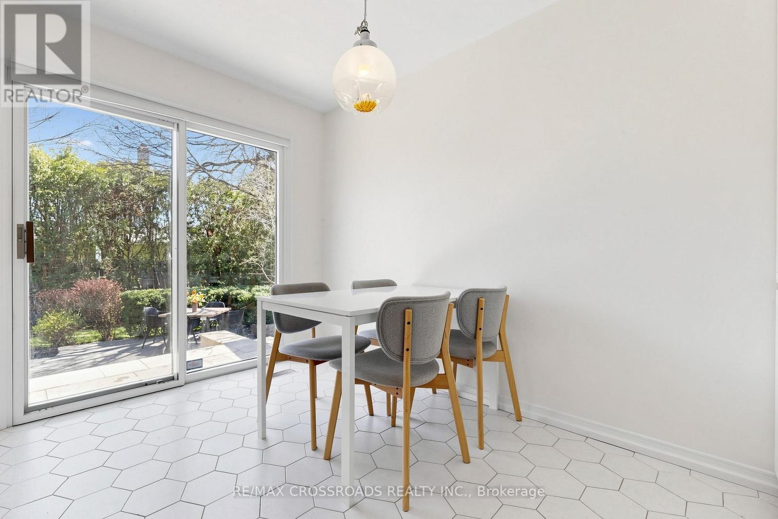 9 Tullamore Drive, Toronto, Ontario  M2L 2E9 - Photo 17 - C13091194