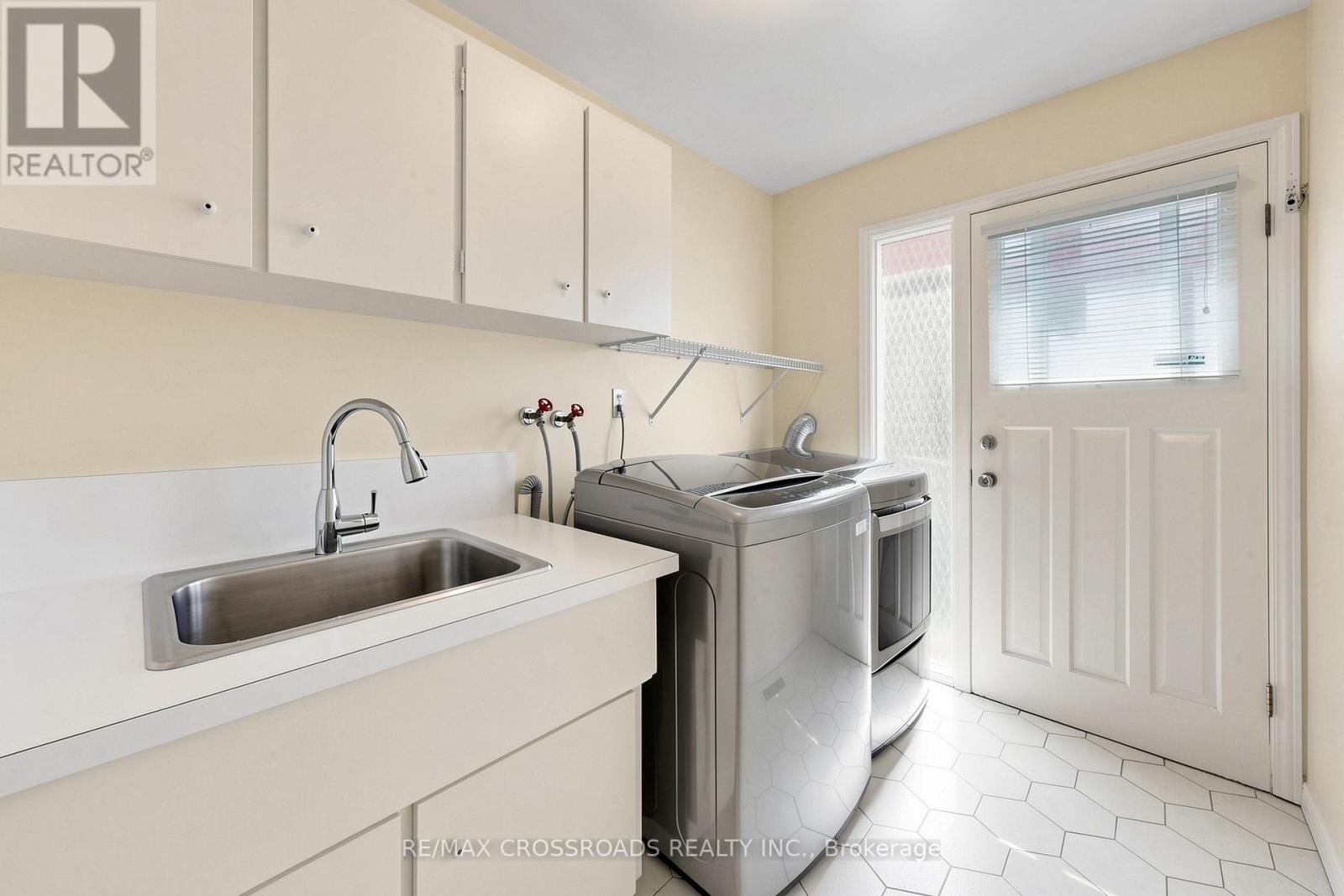 9 Tullamore Drive, Toronto, Ontario  M2L 2E9 - Photo 23 - C13091194