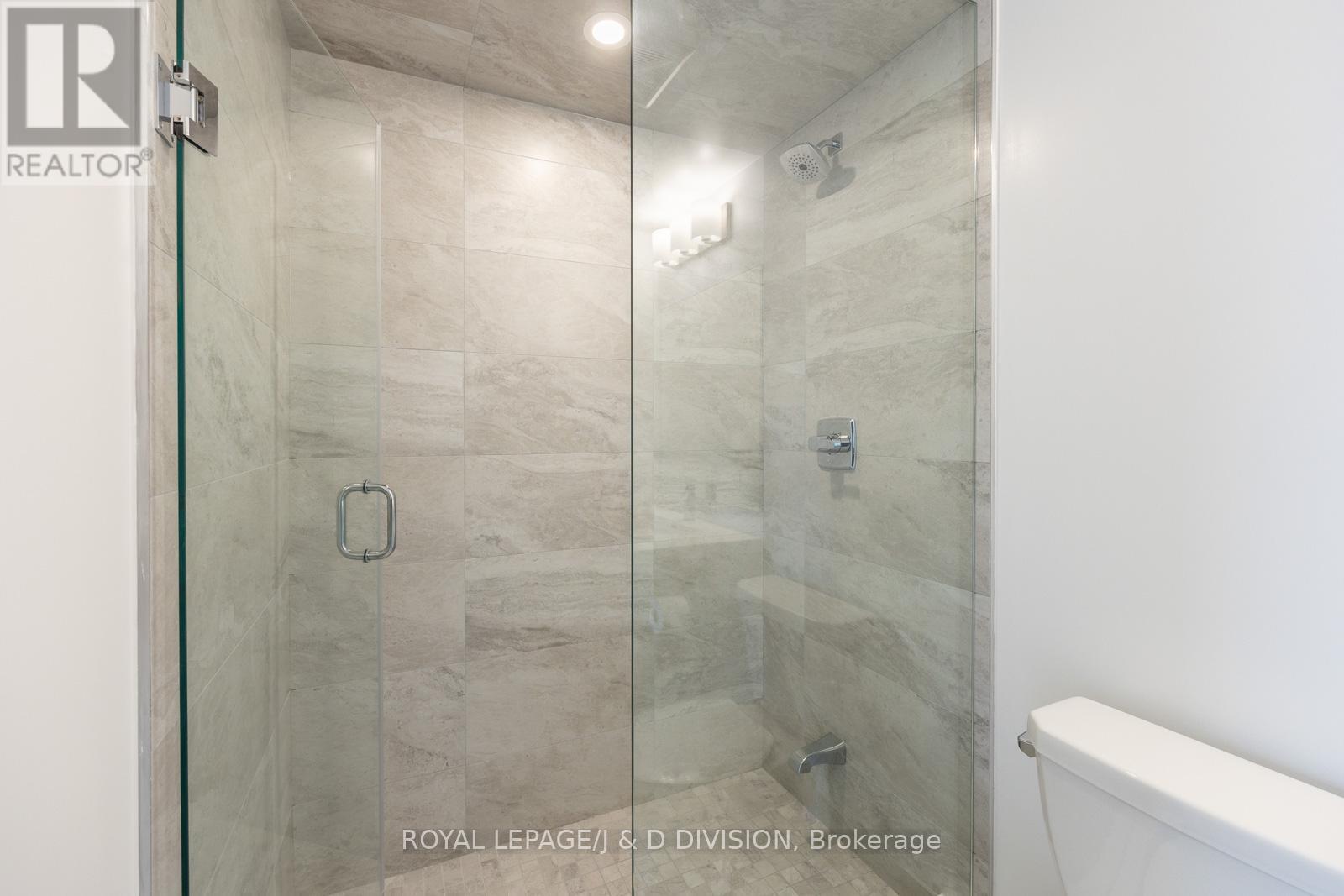 1510 - 286 Main Street, Toronto, Ontario  M4C 4X5 - Photo 27 - E13091086