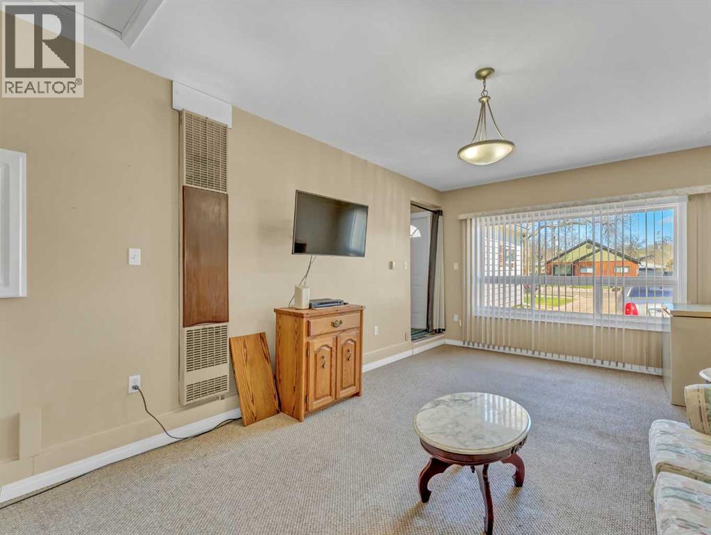 819b 3 Street Se, Medicine Hat, Alberta  T1A 0J4 - Photo 28 - A2308579