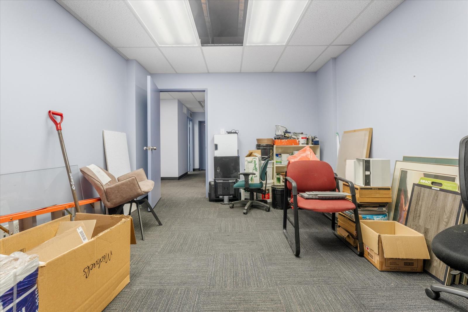 Back Office, 10047  81 Ave Nw, Edmonton, Alberta  T6E 1W7 - Photo 19 - 44811844