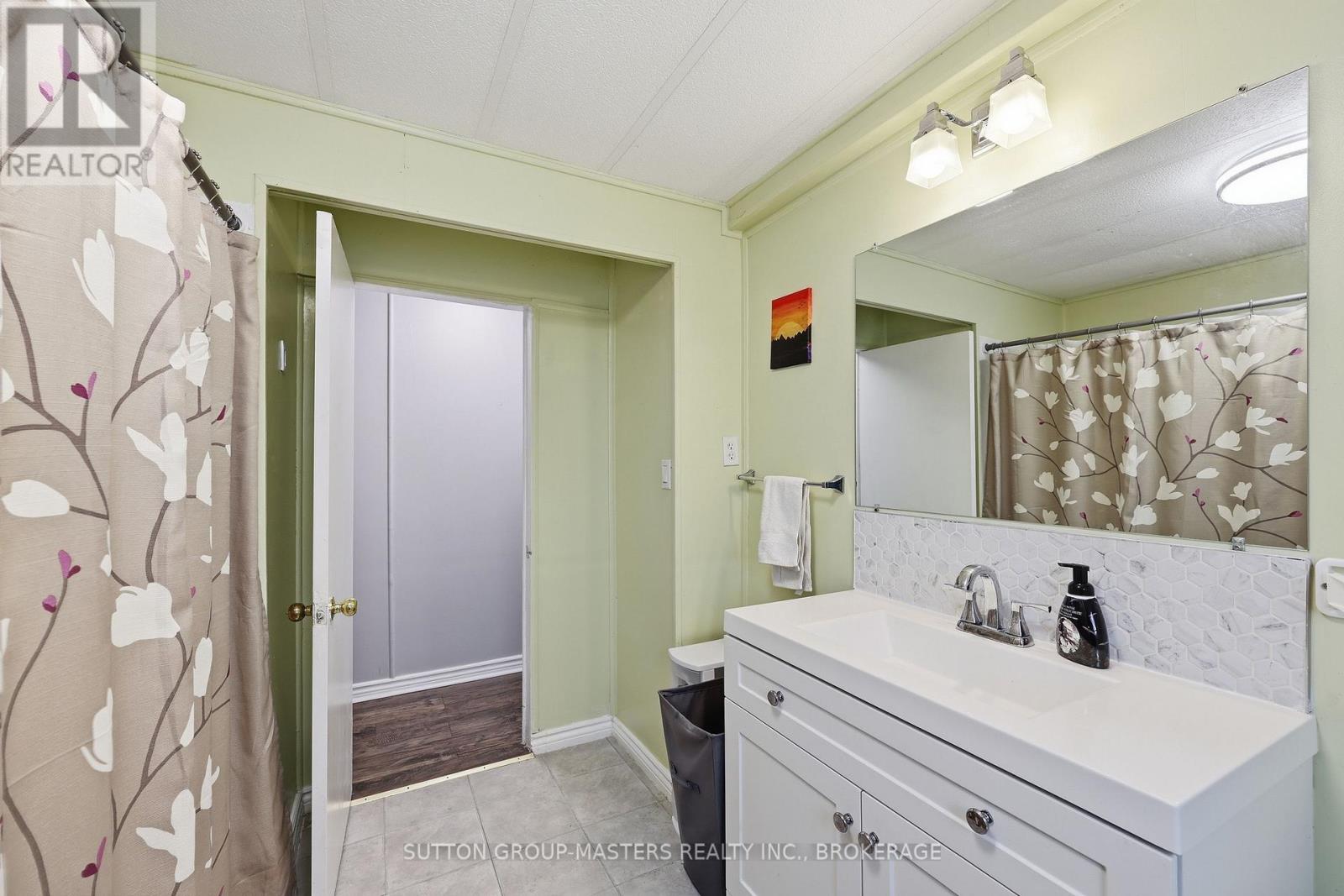 9 Patterson Boulevard, Rideau Lakes, Ontario  K0G 1E0 - Photo 23 - X12927384