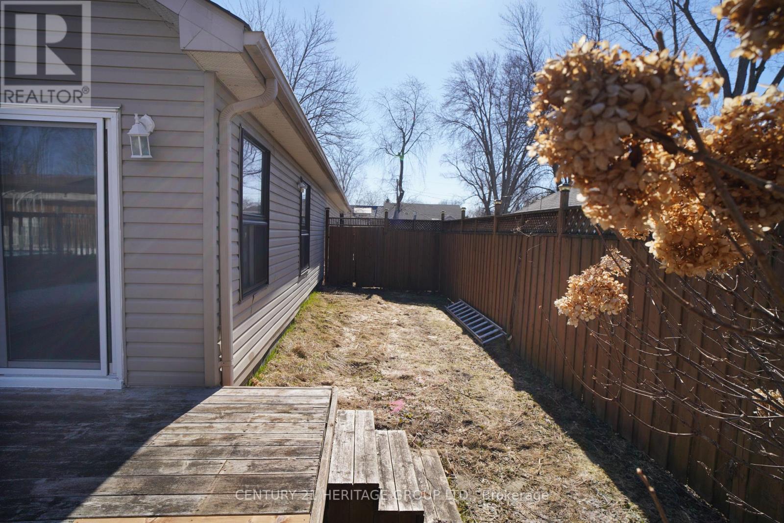 236 Simcoe Avenue, Georgina, Ontario  L4P 2H8 - Photo 43 - N13091134