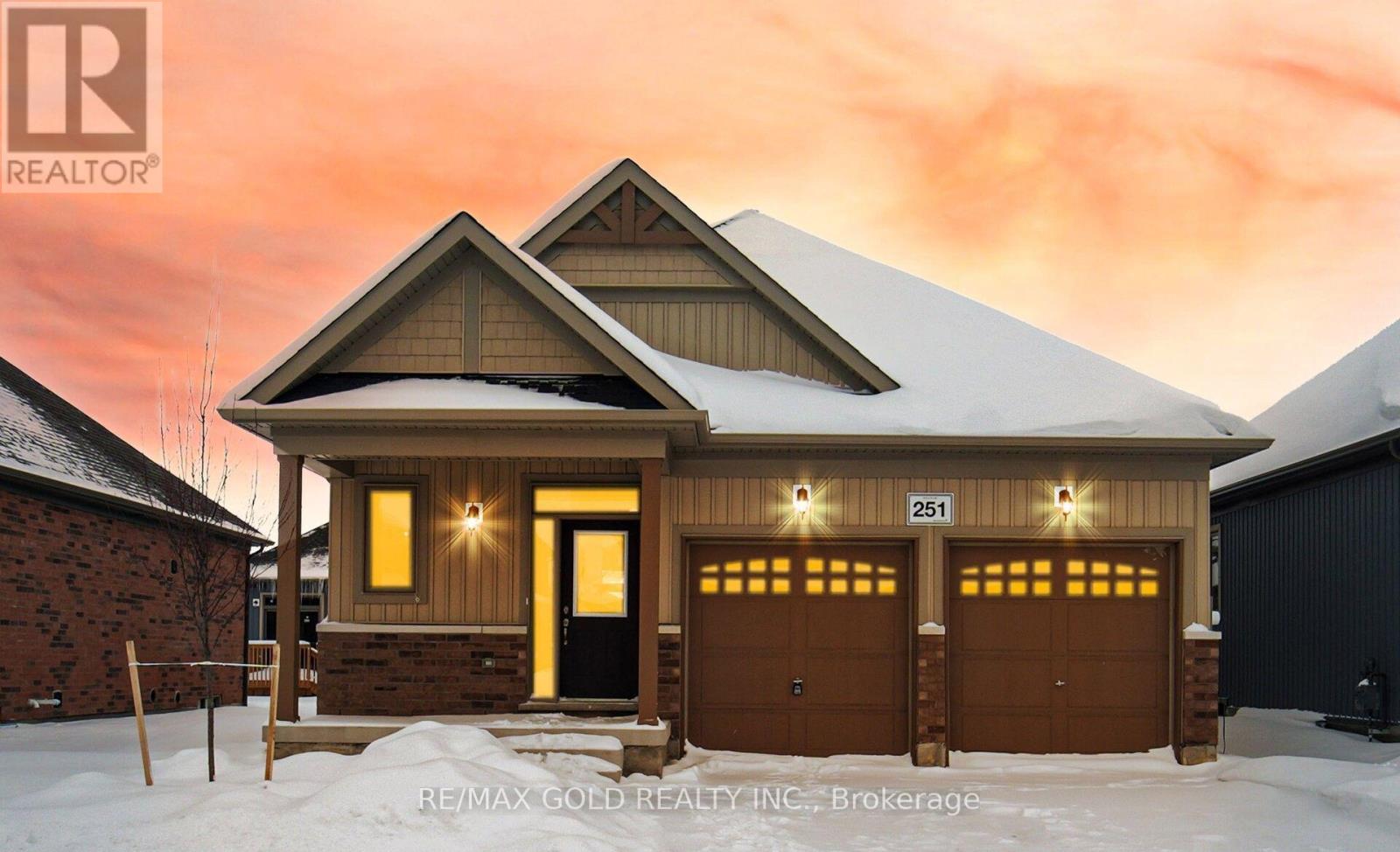 251 WILCOX DRIVE, Clearview, Ontario